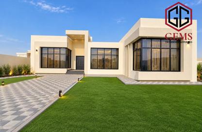 Villa - 4 - 5 for rent in Al Aweer 1 - Al Aweer - Dubai