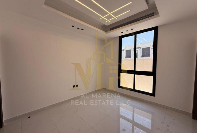 108186179 - Property Image 3
