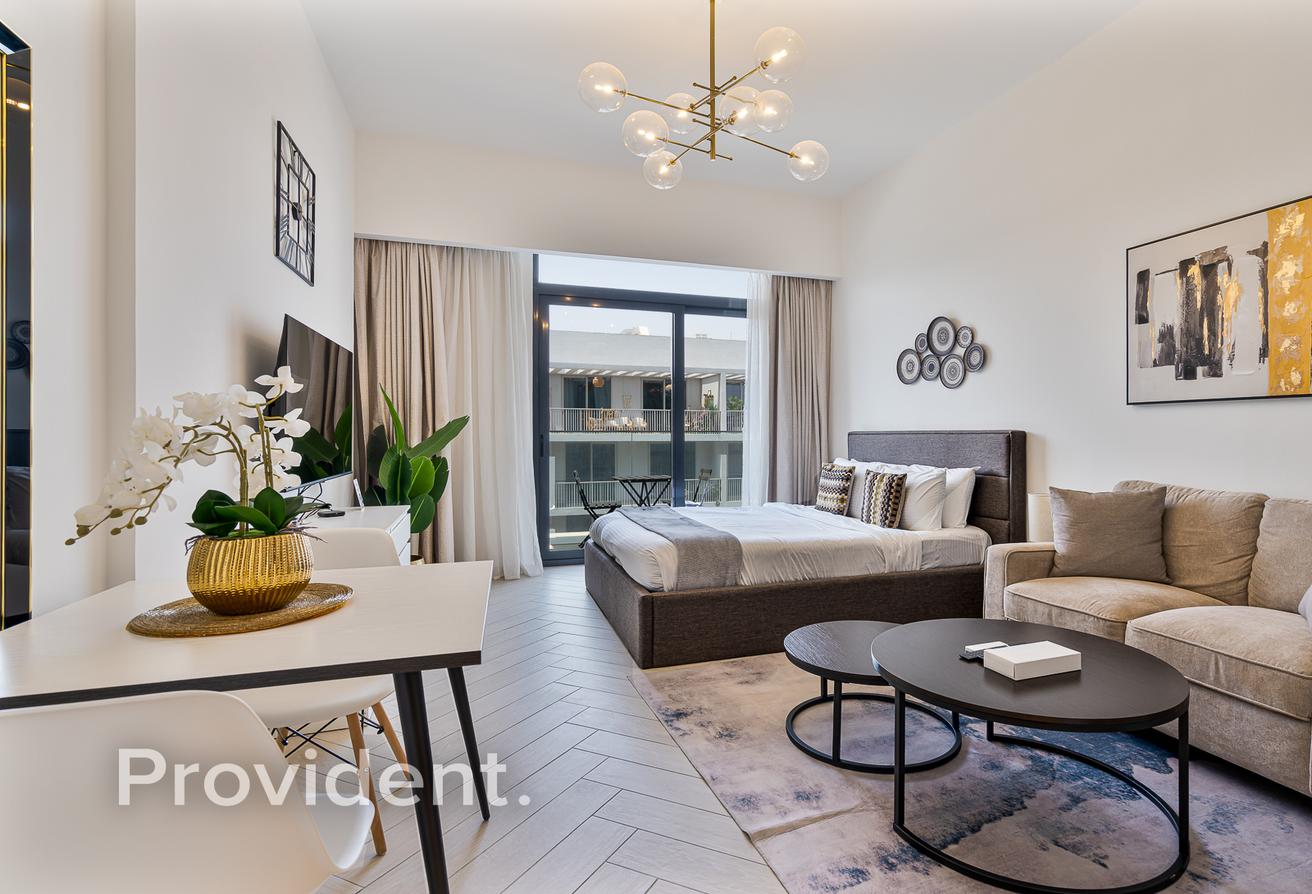 Fully Furnished | Ready To Move In | Oxford 212 photo 3