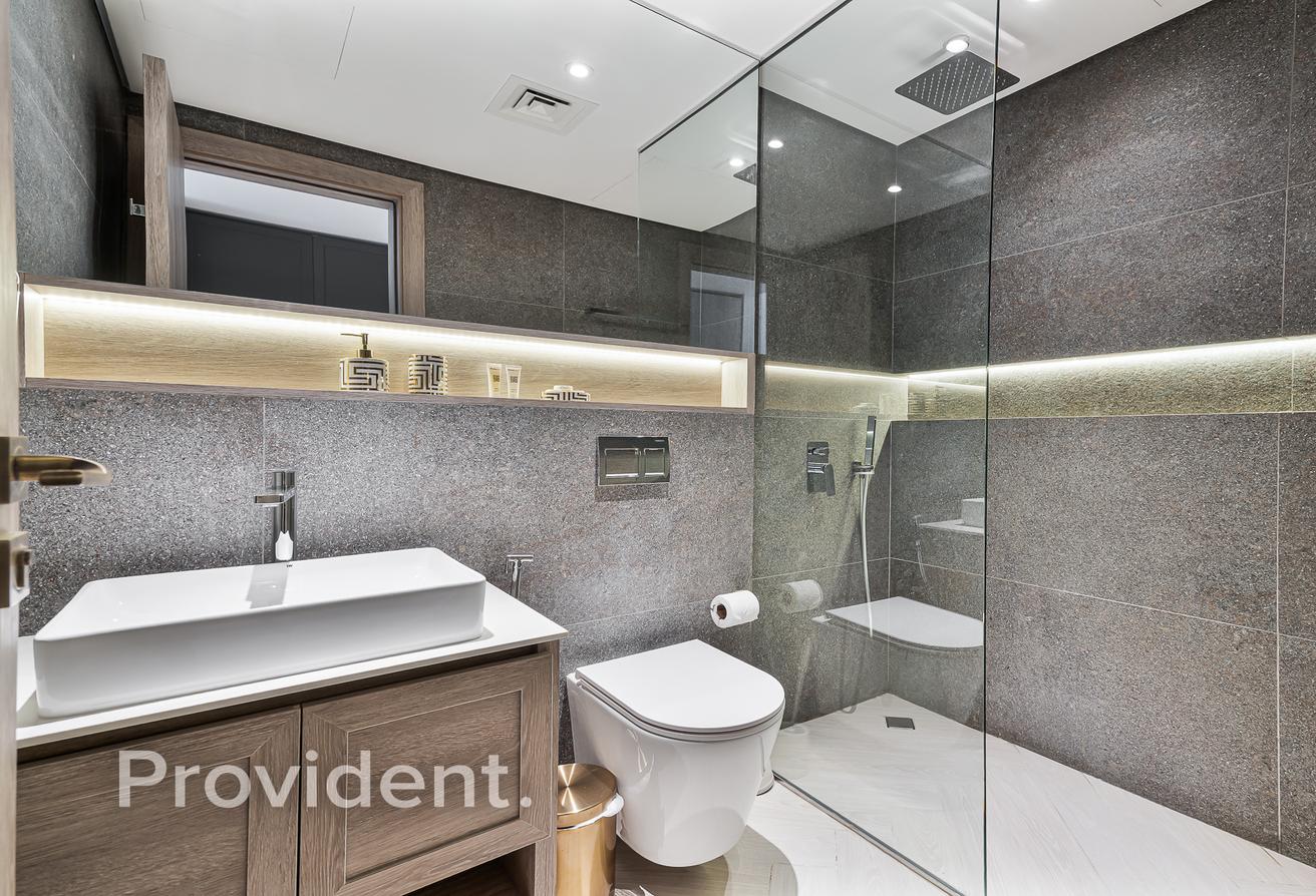 Fully Furnished | Ready To Move In | Oxford 212 photo 6