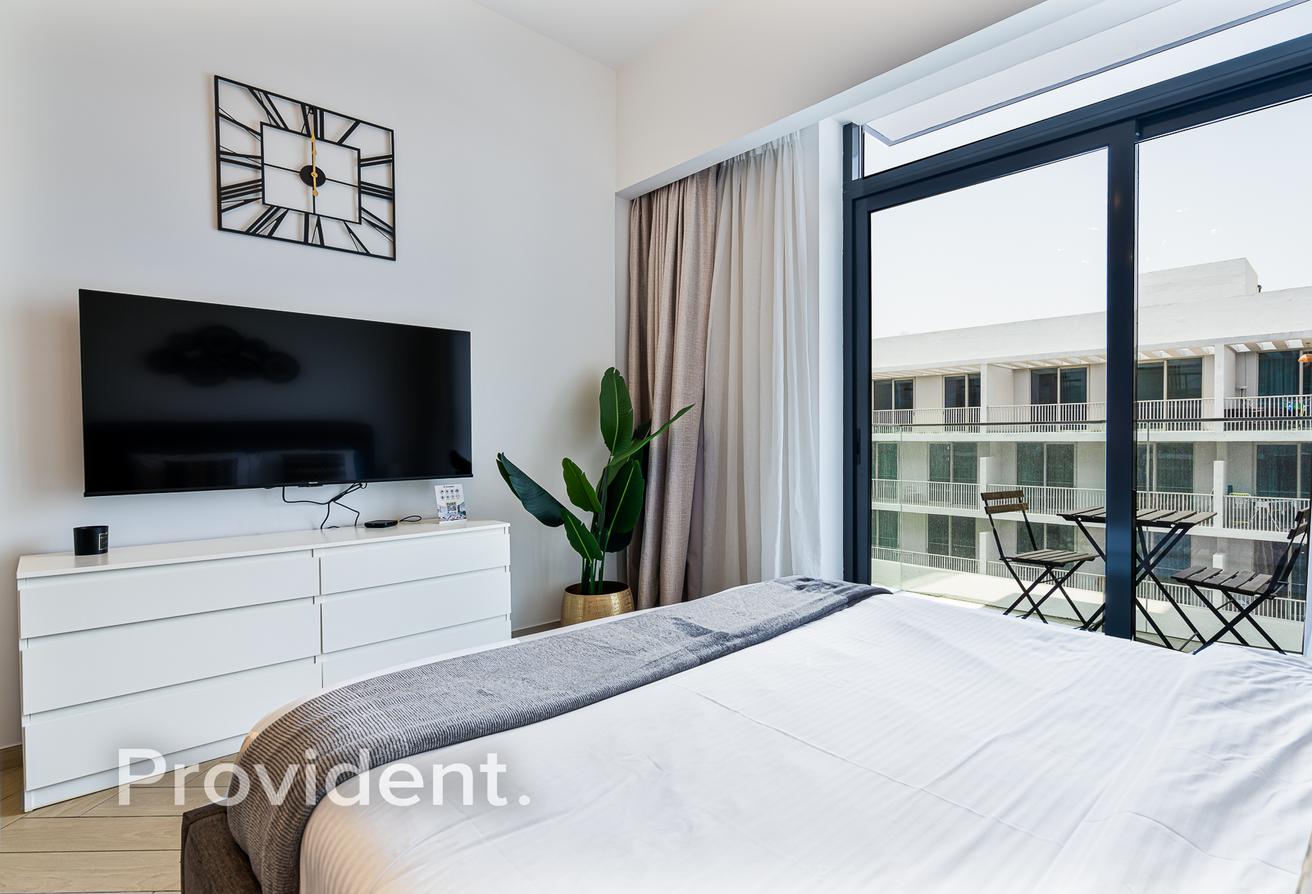 Fully Furnished | Ready To Move In | Oxford 212 photo 8
