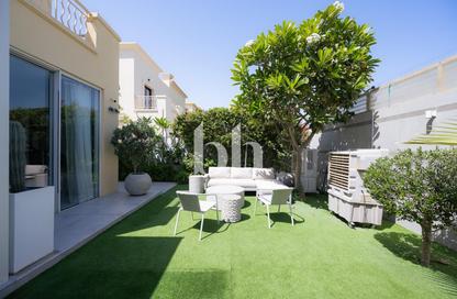 Villa - 2 Bedrooms - 3 Bathrooms for rent in Springs 7 - The Springs - Dubai