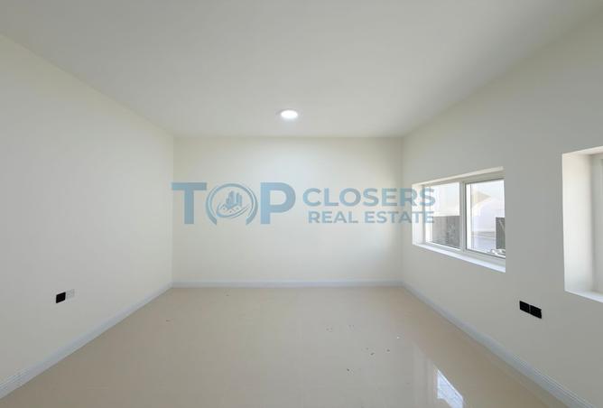 115940010 - Property Image 3