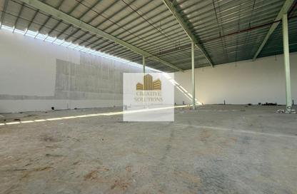Warehouse - Studio - 1 Bathroom for rent in Umm Al Thuoob - Umm Al Quwain
