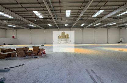 Warehouse - Studio - 1 Bathroom for rent in Umm Al Thuoob - Umm Al Quwain