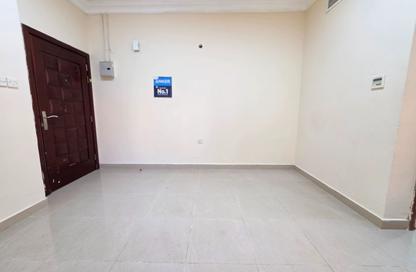 Apartment - Studio - 1 for rent in Fire Station Road - Muwaileh - Sharjah
