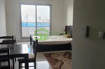 شقة - 1 حمام للايجار في مساكن النخبة رقم 3 - مساكن النخبة الرياضية - مدينة دبي الرياضية - دبي