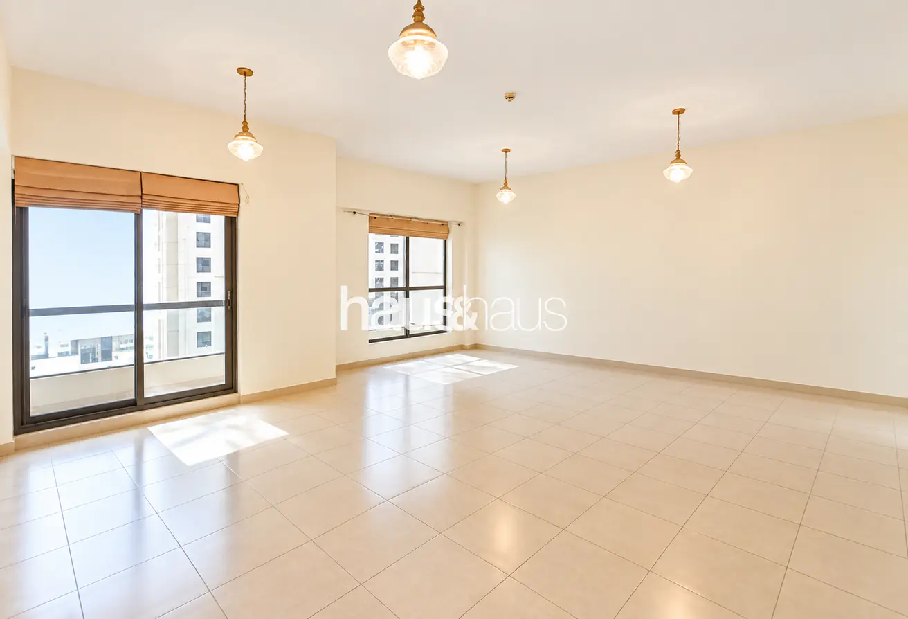 158704003 - Property Main Image