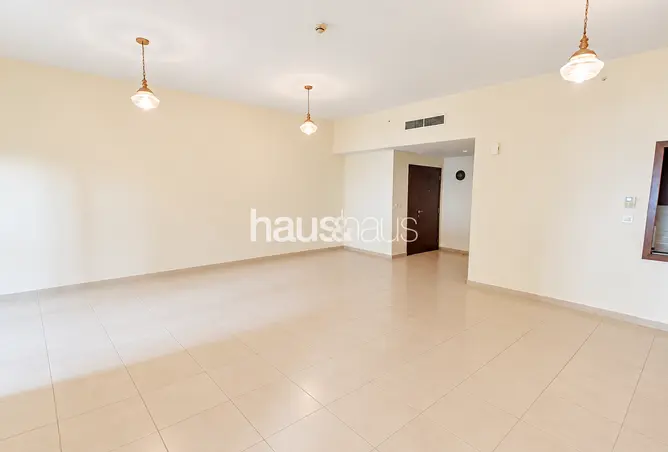 158704003 - Property Image 3