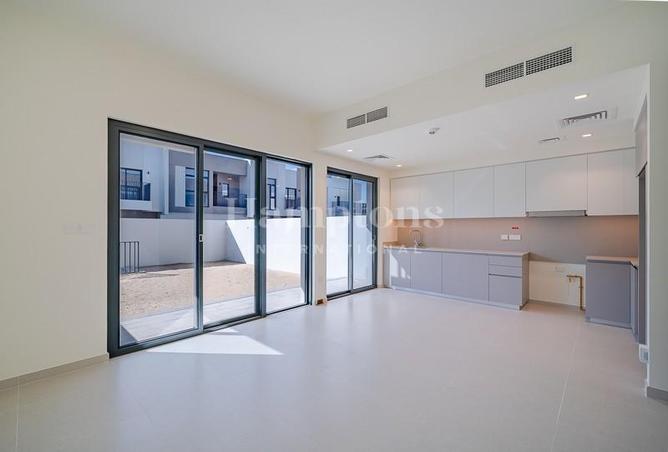 83656105 - Property Image 3