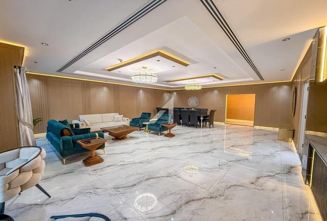 80261298 - Property Image 3