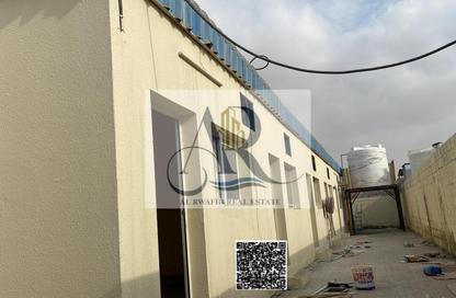 Labor Camp - Studio - 7+ Bathrooms for rent in Al Sajaa S - Al Sajaa - Sharjah Labor Camp - Studio - 7+ Bathrooms for rent in Al Sajaa S - Al Sajaa - Sharjah