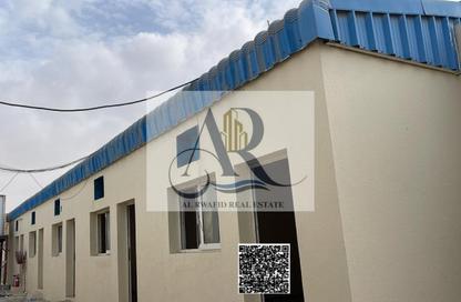 Labor Camp - Studio - 7+ Bathrooms for rent in Al Sajaa S - Al Sajaa - Sharjah Labor Camp - Studio - 7+ Bathrooms for rent in Al Sajaa S - Al Sajaa - Sharjah