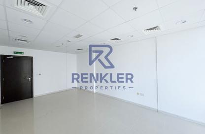 Office Space - Studio - 1 Bathroom for rent in Park Lane Tower - Business Bay - Dubai