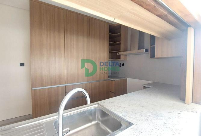 135180742 - Property Image 3