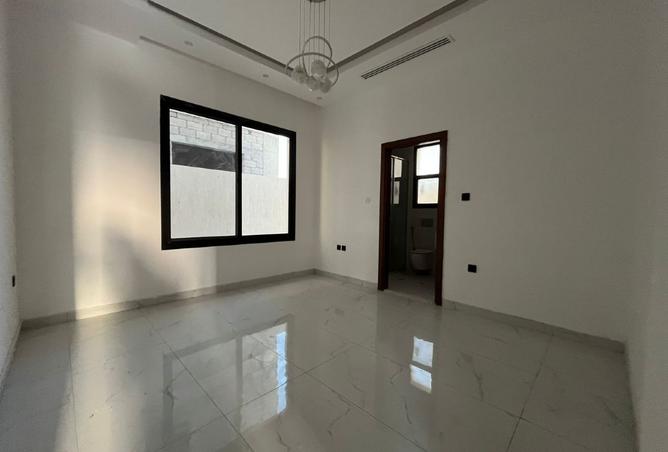 134729803 - Property Image 3
