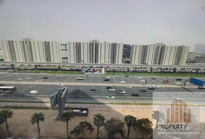 123831100 - Property Image 2