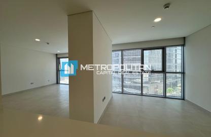 Apartment - 3 Bedrooms - 4 Bathrooms for rent in Radiant Square - City Of Lights - Al Reem Island - Abu Dhabi