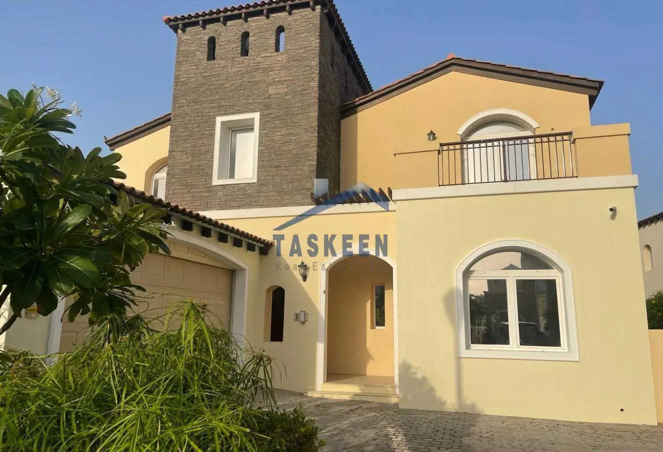 153282360 - Property Main Image
