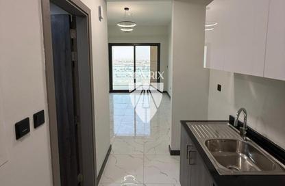 Apartment - Studio - 1 for rent in Rukan Tower B - Rukan Tower - Rukan - Dubai Apartment - Studio - 1 for rent in Rukan Tower B - Rukan Tower - Rukan - Dubai
