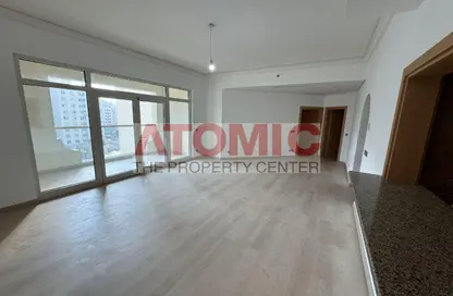 Apartment - 2 Bedrooms - 3 Bathrooms for rent in Al Hatimi - Shoreline Apartments - Palm Jumeirah - Dubai