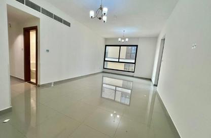 Apartment - 3 Bedrooms - 3 Bathrooms for rent in Al Warqa'a 1 - Al Warqa'a - Dubai