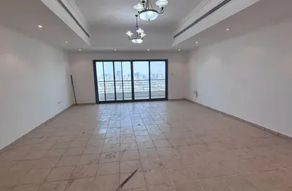 Apartment - 3 Bedrooms - 5 Bathrooms for rent in Al Rashidiya Towers - Al Rashidiya - Ajman Downtown - Ajman