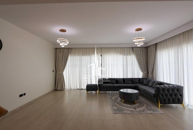 2Olufei4H7g - Property Image 3