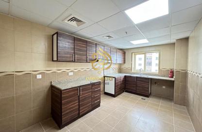 Apartment - 2 - 3 for rent in Iliyaa Tower 2 - Al Qusais Industrial Area 3 - Al Qusais Industrial Area - Al Qusais - Dubai