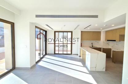 Townhouse - 4 - 5 for rent in La Violeta 2 - La Violeta - Villanova - Dubai
