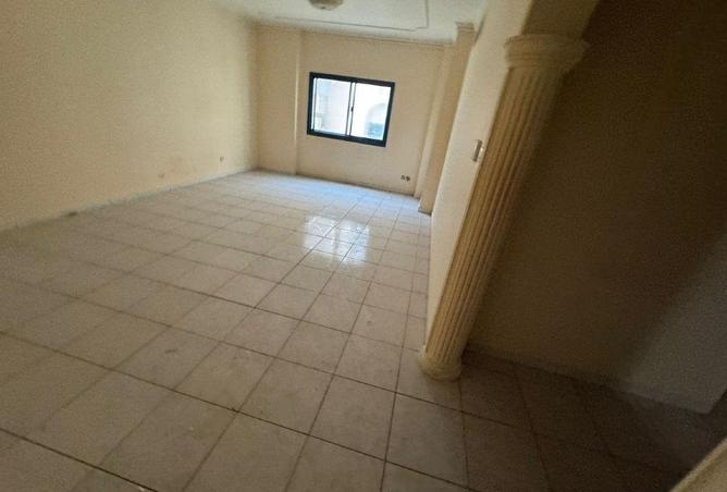 87892770 - صورة العقار 3