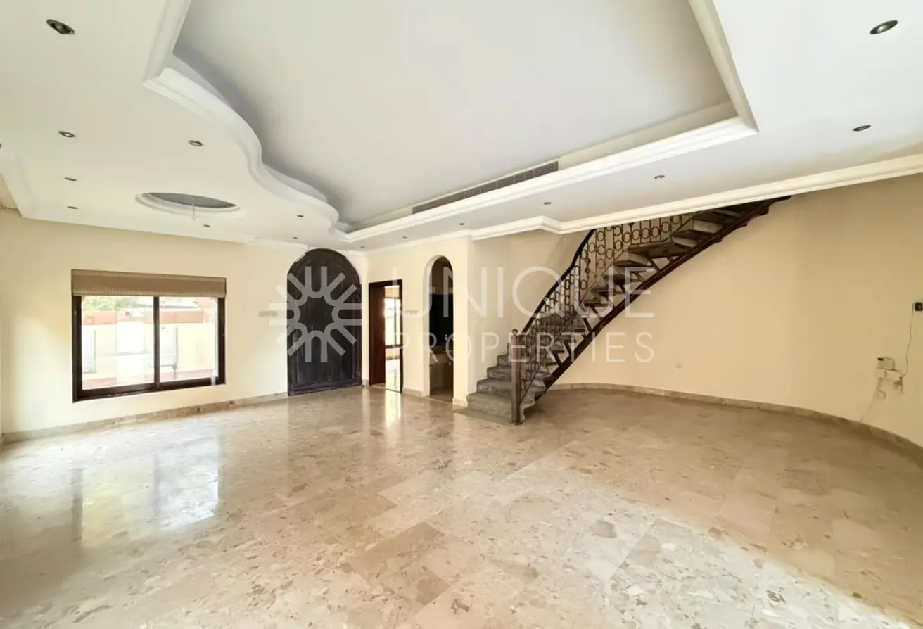 160118060 - Property Main Image