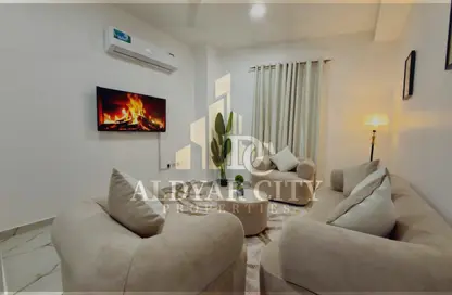 Apartment - 1 Bedroom - 2 Bathrooms for rent in Al Rashidiya Towers - Al Rashidiya - Ajman Downtown - Ajman