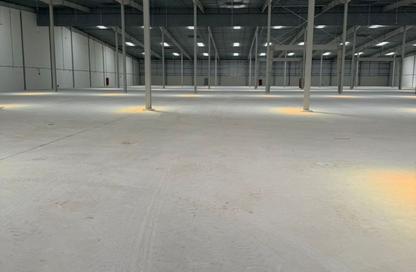 Warehouse - Studio - 2 for rent in Umm Al Thuoob - Umm Al Quwain