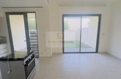 Villa - 3 - 4 for rent in Parkside 2 - Emaar South - Dubai South (Dubai World Central) - Dubai Villa - 3 - 4 for rent in Parkside 2 - Emaar South - Dubai South (Dubai World Central) - Dubai