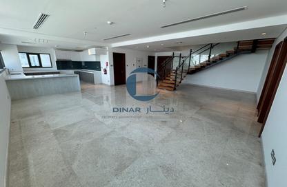 Townhouse - 4 - 6 for rent in Water Front Tower A - Waterfront Residential Towers - Tourist Club Area - Abu Dhabi