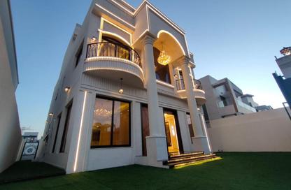 Villa - 6 Bedrooms - 7+ Bathrooms for sale in Al Yasmeen 1 - Al Yasmeen - Ajman