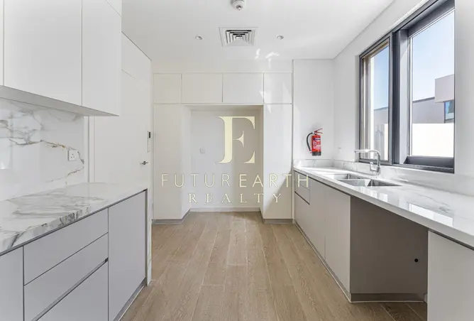 161437403 - Property Image 3