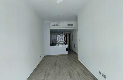 Apartment - 1 Bedroom - 2 Bathrooms for rent in Flamingo Building - District 15 - Jumeirah Village Circle - Dubai