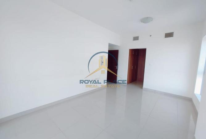 83218748 - Property Image 3