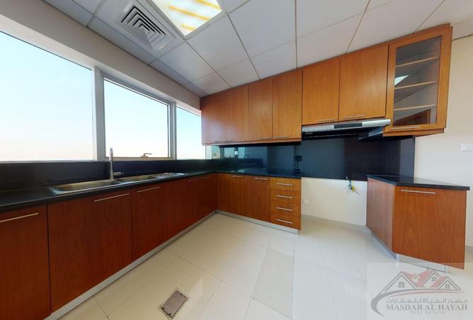 128366912 - Property Image 3