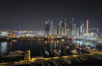Apartment - 3 - 4 for rent in Palace Beach Residence Tower 2 - Palace Beach Residence - Emaar Beachfront - Dubai Harbour - Dubai
