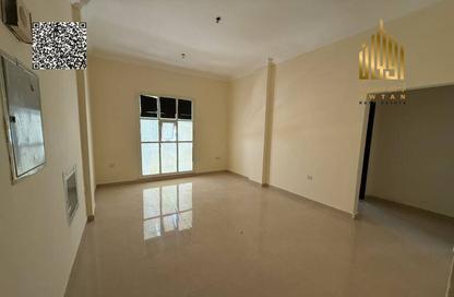 Apartment - 1 - 2 for rent in Al Jurf Industrial 3 - Al Jurf Industrial - Ajman Apartment - 1 - 2 for rent in Al Jurf Industrial 3 - Al Jurf Industrial - Ajman