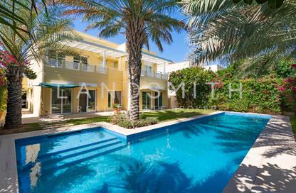 Villa - 5 - 4 for sale in Meadows 9 - Meadows - Dubai