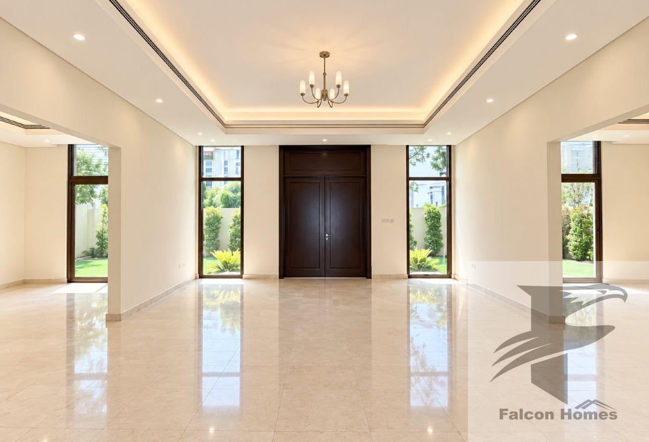 Spacious 5BR Villa with Big Garden Area photo 10