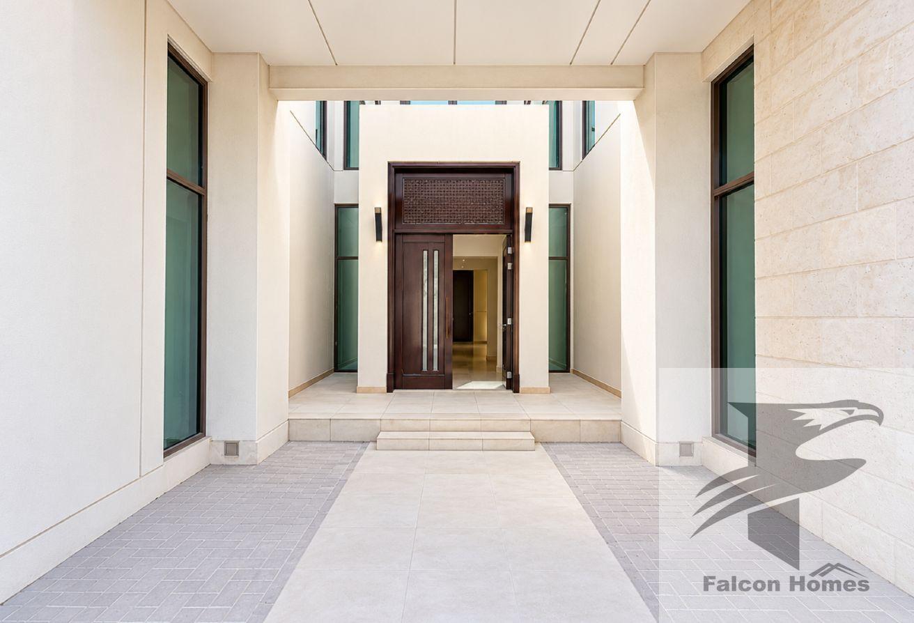 Spacious 5BR Villa with Big Garden Area photo 5