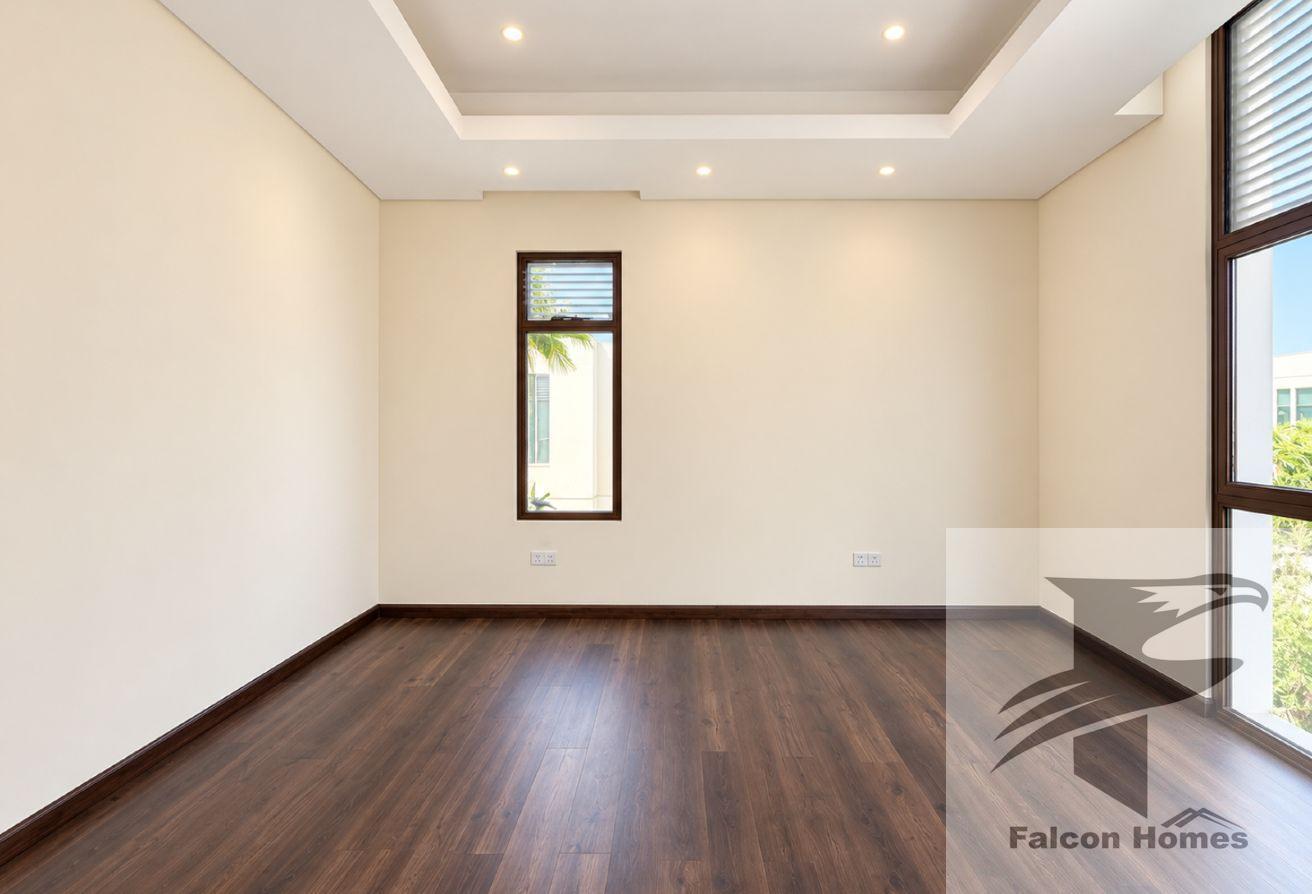 Spacious 5BR Villa with Big Garden Area photo 18