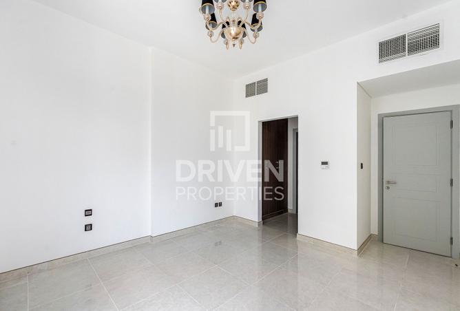 119021934 - Property Image 3