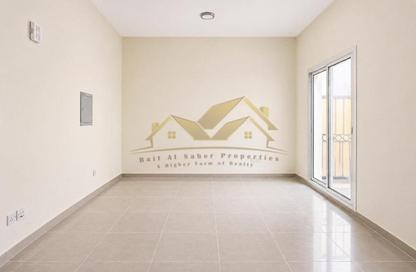 Apartment - Studio - 1 Bathroom for rent in Infinity Building - Al Satwa - Dubai