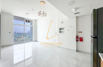 Apartment - 1 Bedroom - 2 Bathrooms for rent in Skyz by Danube - Arjan - Dubai